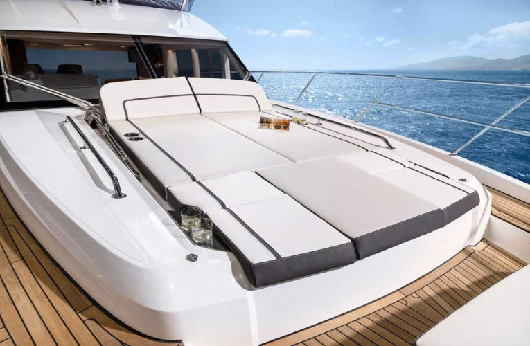 Bavaria R55 Fly Valluga Mallorca 2