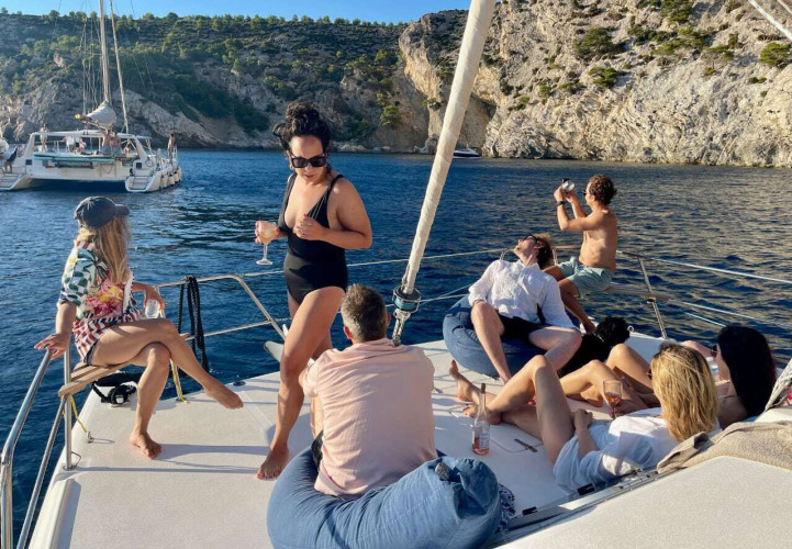 Ocean Bliss Prout Snowgoose 37 Mallorca 6