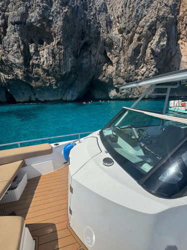 Motorboat Axopar 28 T-Top Bella Maria Mallorca 12