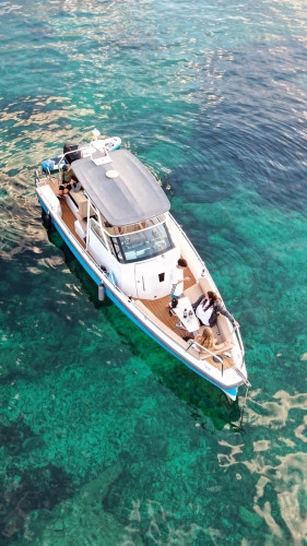 Motorboat Axopar 28 T-Top Bella Maria Mallorca 5