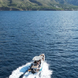 Motorboat Axopar 28 T-Top Bella Maria Mallorca 8
