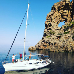 Sailboat Bavaria 36 Servus Mallorca 10