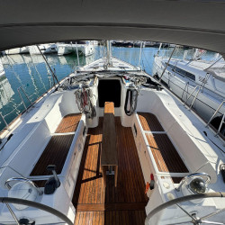 sailboat Beneteau Oceanis 473 Mallorca 8