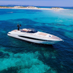 Yate Riva 63 Sede Mallorca 1