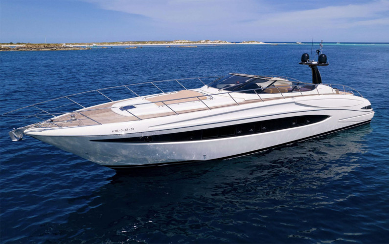 Yate Riva 63 Sede Mallorca 16