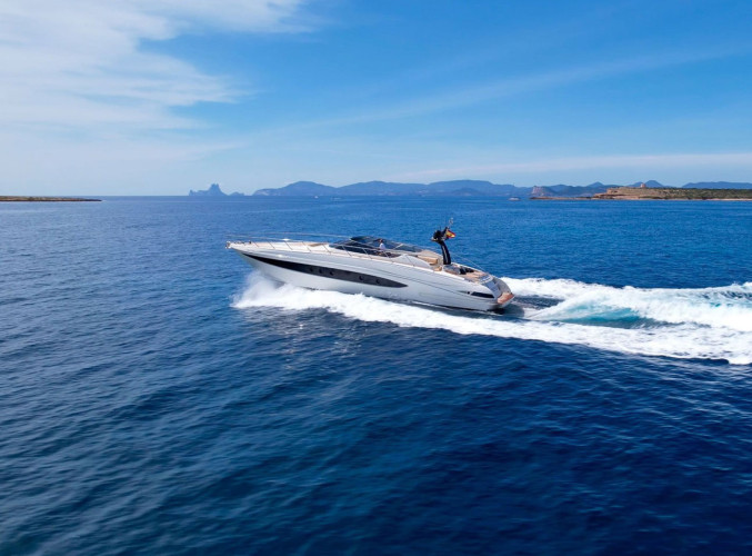 Yate Riva 63 Sede Mallorca 2