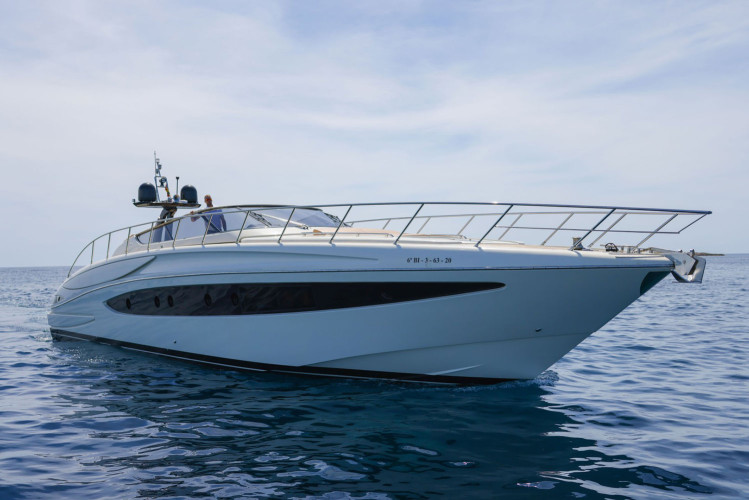 Yate Riva 63 Sede Mallorca 27