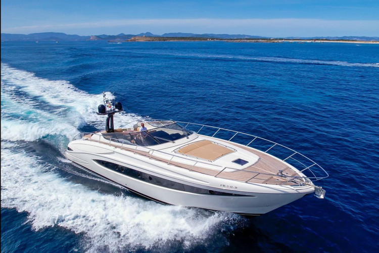 Yate Riva 63 Sede Mallorca 6