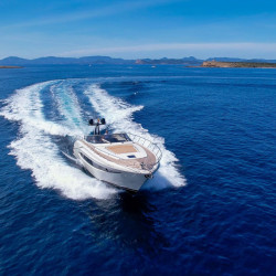 Yate Riva 63 Sede Mallorca 7