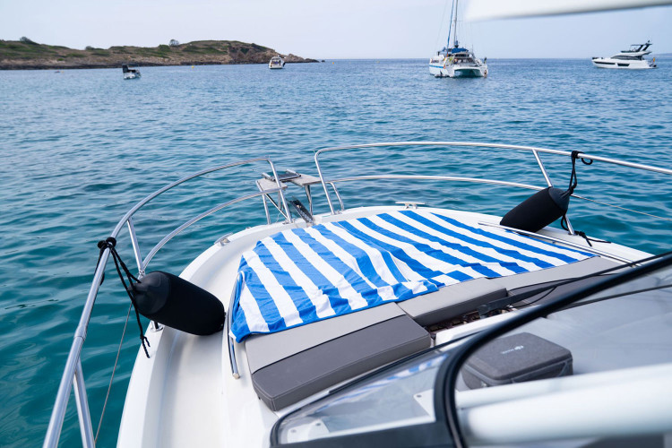 Jeanneau Cap Camarat 10.5 WA Majorque 13