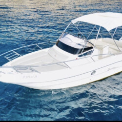 Bateau à moteur Capelli 28 WA Majorque 4