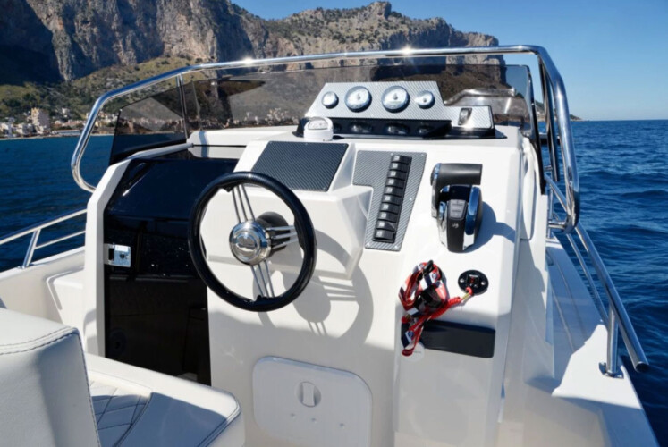 Barca a motore Trimarchi Marge 23 Maiorca 2