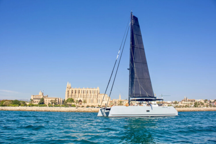 Catamarán CAT 60 Oasis Premium Mallorca 2