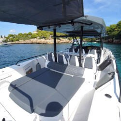 Моторная лодка Axopar 37 Maverick Mallorca 11