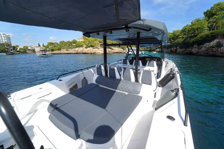 Моторная лодка Axopar 37 Maverick Mallorca 11