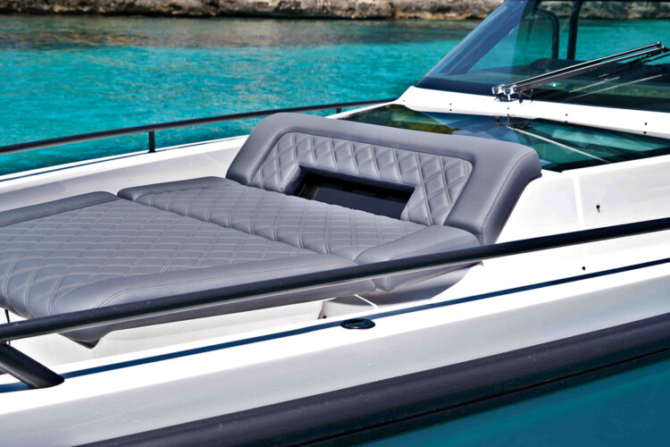 Моторная лодка Axopar 37 Maverick Mallorca 5