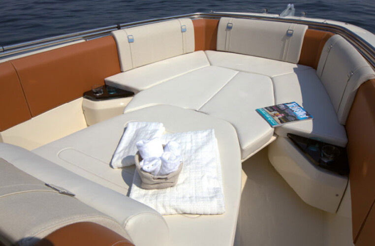 Bateau à moteur Invictus FX270 Anais Mallorca 11