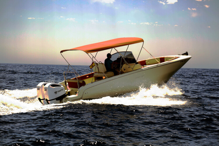 Bateau à moteur Invictus FX270 Anais Mallorca 3