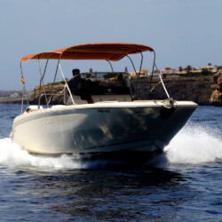 Bateau à moteur Invictus FX270 Anais Mallorca 6