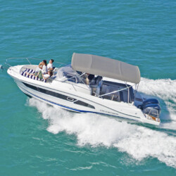 Lancha Jeanneau Cap Camarat 9.0 WA Mamajuana Mallorca 4