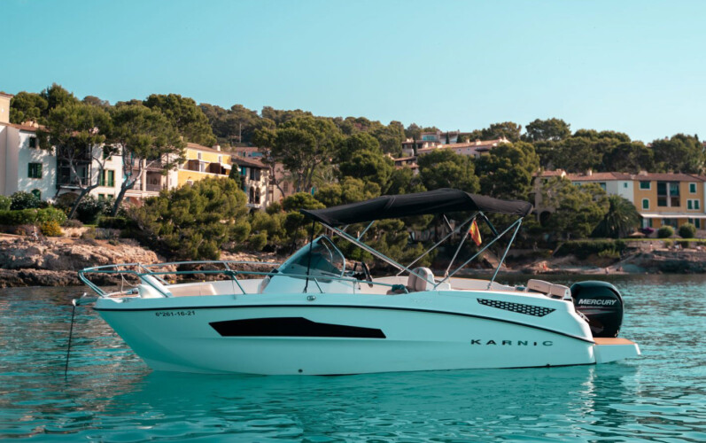 Barca a motore Karnic SL601 Heaven Maiorca 14