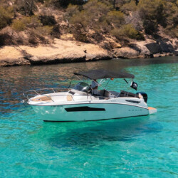 Barca a motore Karnic SL601 Heaven Maiorca 15