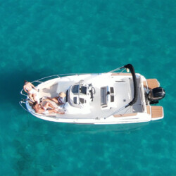 Barca a motore Karnic SL601 Heaven Maiorca 16