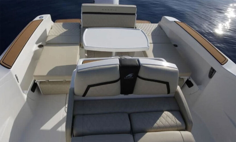 Barca a motore Karnic SL601 Heaven Maiorca 7