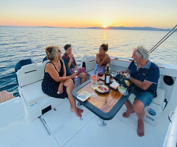 Lancha Karnic SL800 Ángeles Mallorca 2