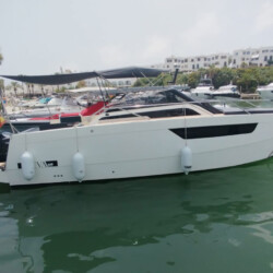 Motoscafo Nuva M9 Steak Tartar Mallorca 11