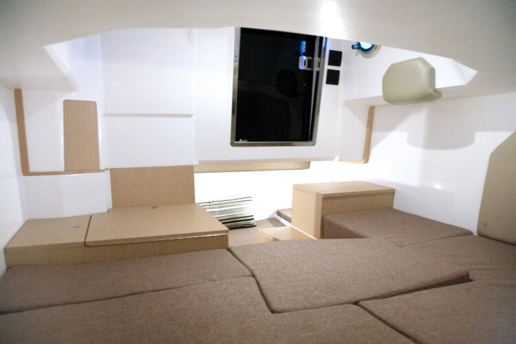 Motorboat Ranieri Next 220 SH Pamboli Mallorca 11