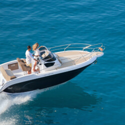 Motorboat Ranieri Next 220 SH Pamboli Mallorca 3