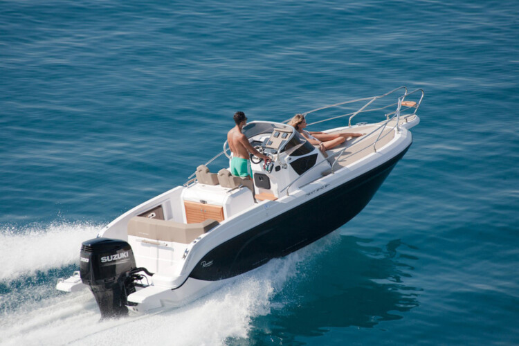 Motorboat Ranieri Next 240 SH Variat Mallorca 2