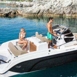 Motorboat Ranieri Next 240 SH Variat Mallorca 4