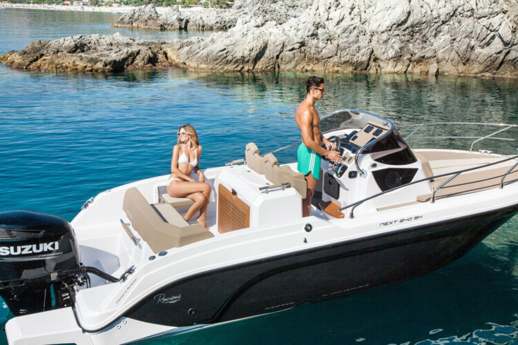 Motorboat Ranieri Next 240 SH Variat Mallorca 4