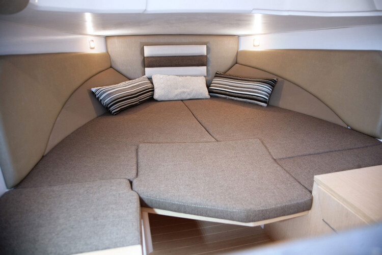 Motorboat Ranieri Next 240 SH Variat Mallorca 8