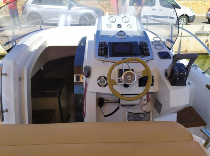 Bateau à moteur Sessa Key Largo 28 Majorque 6