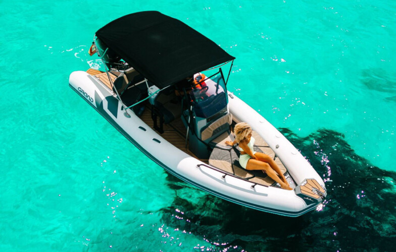 Embarcación neumática Grand D600 Lux Bullet Mallorca 9