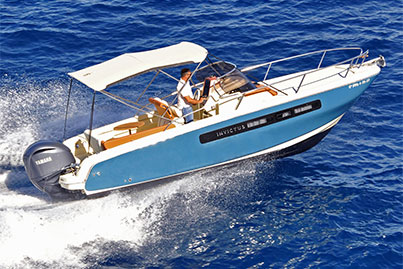 Alquilar lancha Invictus 240 CX Mallorca