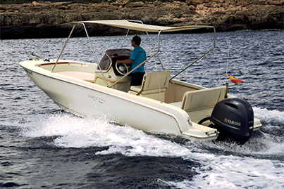 Alquilar lancha Invictus FX 200 Mallorca