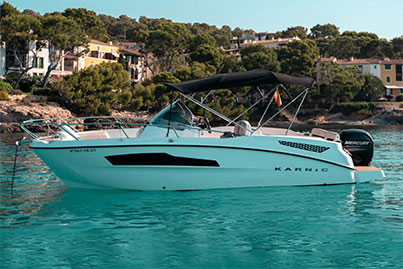 alquilar barco a motor Karnic SL601 Heaven Mallorca