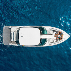 Motorboot Regal 3300 Seanna Mallorca 15