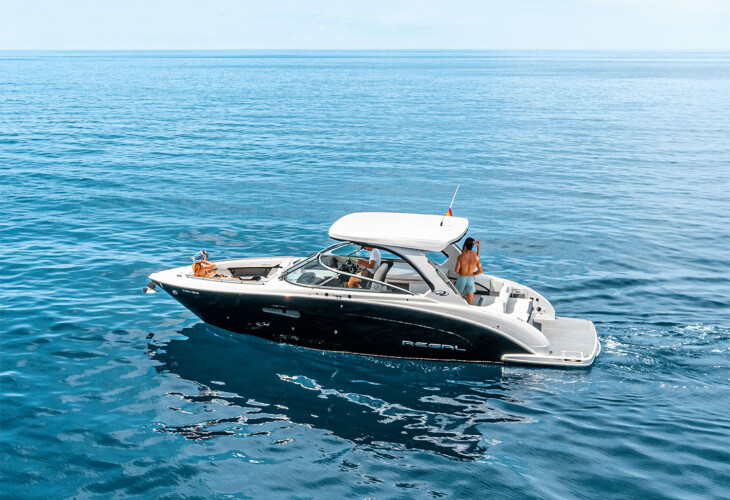 Motorboot Regal 3300 Seanna Mallorca 5