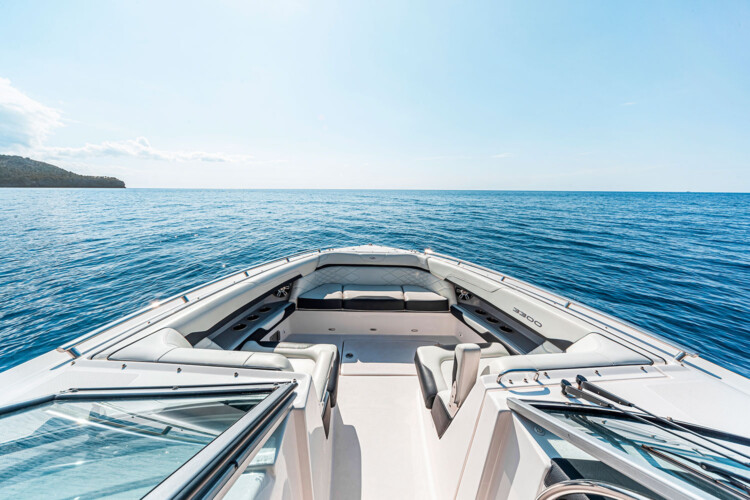 Motorboot Regal 3300 Seanna Mallorca 7