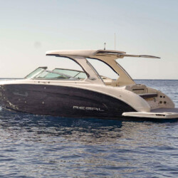 Motorboot Regal 3300 Seanna Mallorca 9