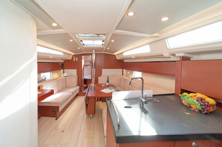 Sailboat Hanse 418 Seacret Mallorca 11