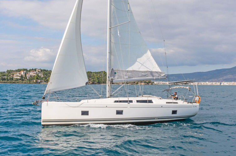 Sailboat Hanse 418 Seacret Mallorca 15