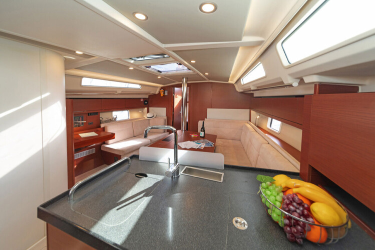 Sailboat Hanse 418 Seacret Mallorca 8