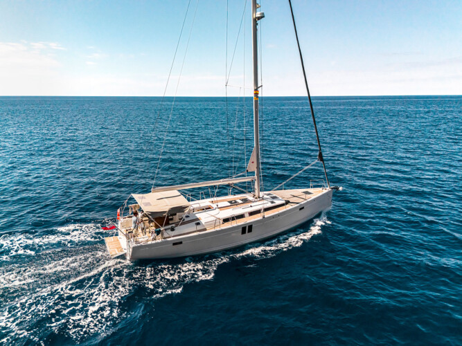 Sailboat Hanse 495 Vesper Mallorca 12