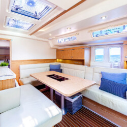 Sailboat Hanse 495 Vesper Mallorca 18